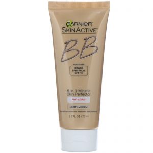 Comprar Garnier, SkinActive, Creme BB aperfeiçoador da pele milagroso 5 em 1, Antienvelhecimento, Claro/Médio, 75 ml