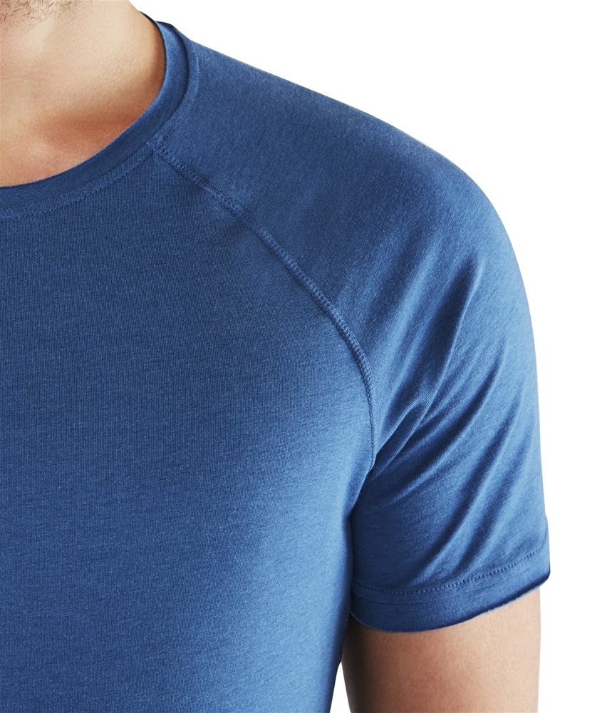 Comprar T de Raglan de desempenho Transcend masculino Aqua - Médio Manduka - Imagem 3