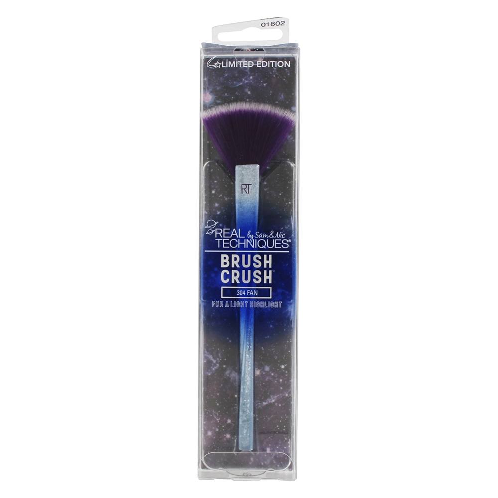 Comprar Esmagar Pincel para Destaque de Luz 304 Pincel de Ventilador - Volume 2 Edição Limitada Real Techniques - Imagem 2
