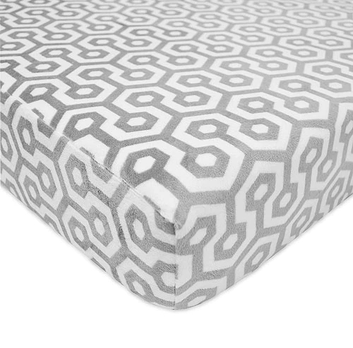 Comprar American Baby Heavenly Soft Chenille Crib Sheet Grey Honeycomb -- 1 Sheet